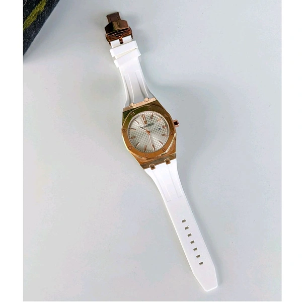  Hot Selling Analog Quartz Movement Watch With High Quality Strap Best finishing Body & Case - SRAP4