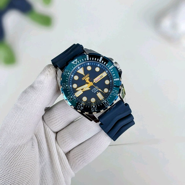 Seik0 Diver Watch Series Premium Collection With High Quality Strap Best Finishing Body & Case  - Blue