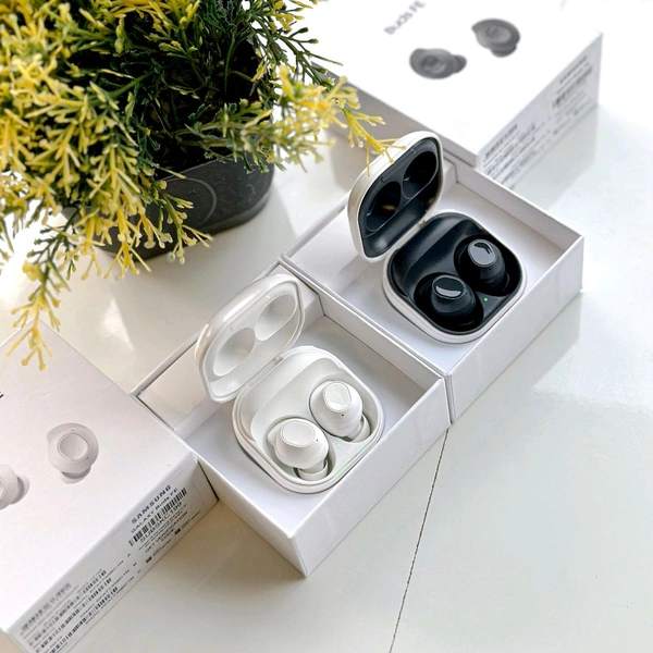 Buds Fe 2024 Wireless Charging Supporting Top Quality Collection, Bluetooth v5.0 Dual Connectivity - Black