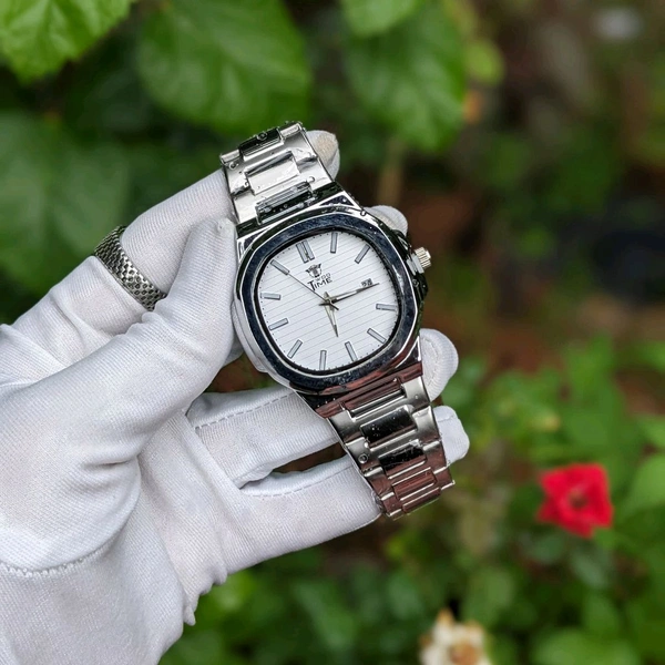 Analog Quartz Movement Watch Budget With High Quality Strap Best finishing Body & Case - SRT3