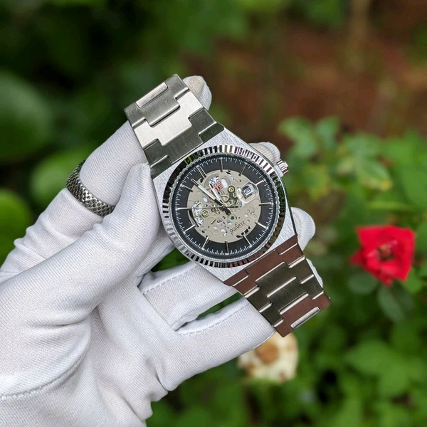 Analog Quartz Movement Watch Budget With High Quality Strap Best finishing Body & Case - SRT2