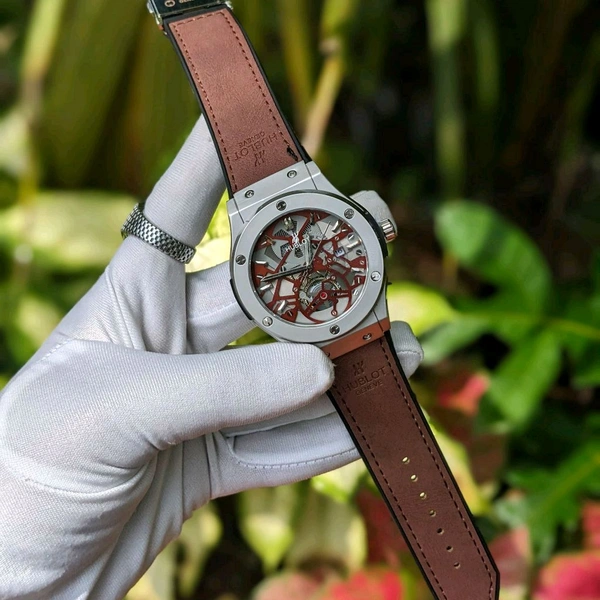 Analog Quartz Movement Watch With High Quality Strap Best finishing Body & Case - SRH4