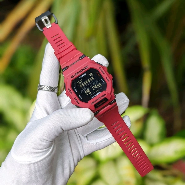 Digital Most Demanded Trending Watch With High Quality Strap Best finishing Body & Case - SRG8