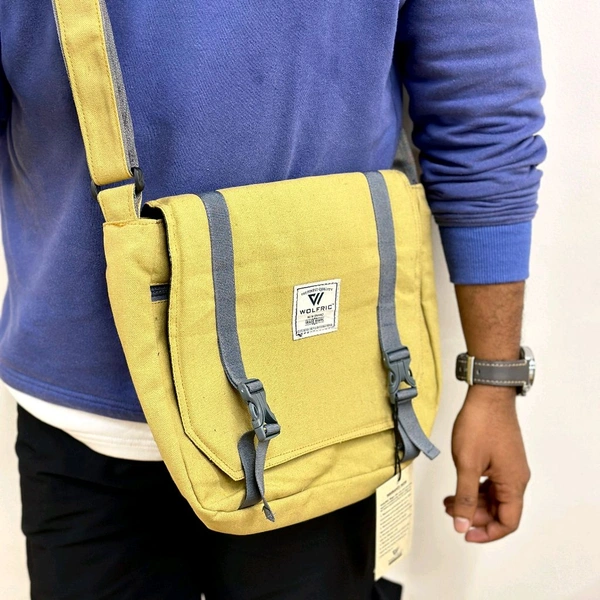 Vintage High-capacity Canvas Slouchy Tote Bag | Ultra Sporty Messenger Sling Bag For Multipurpose Use - SRVB3