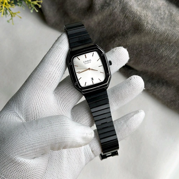 Analog Quartz Movement Watch Best Quality Collection With High Quality Silicon Strap - SRC2