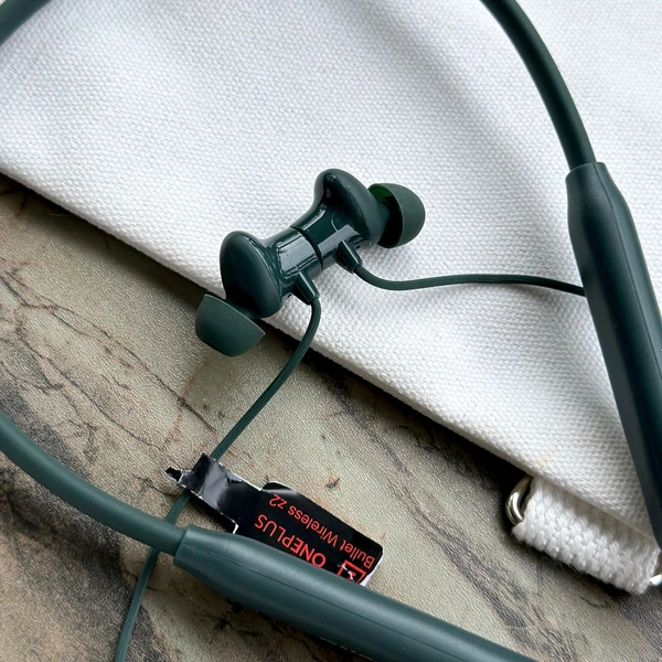 Bluetooth Truly Wireless In Neckband With Mic - STN3