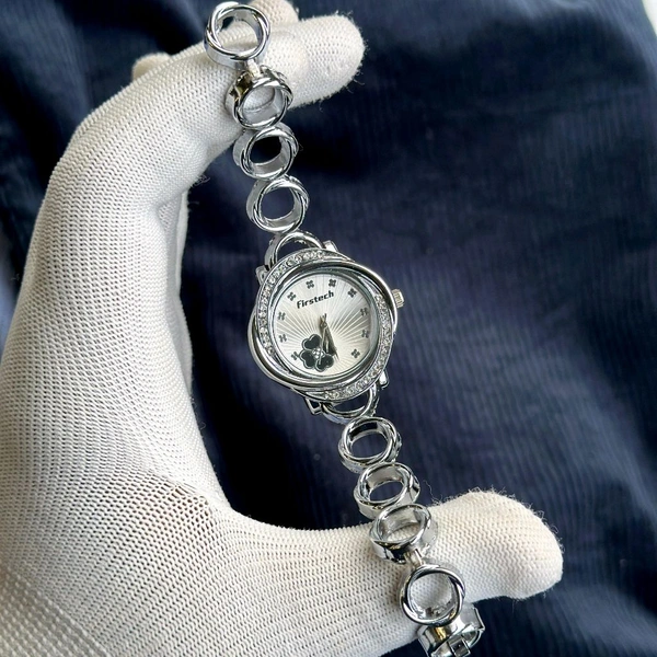 Firstech Analog Quartz Movement Collection With High Quality Strap Best finishing Body & Case - STF1