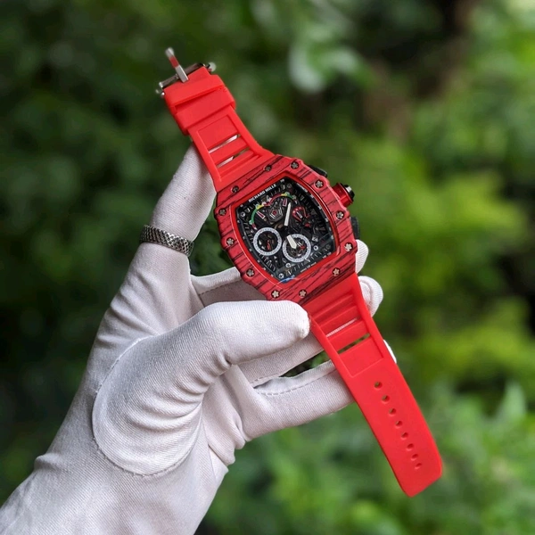 Analog High Quality Quartz Movement Watch Collection With High Quality Strap Best finishing Body & Case - SRM1