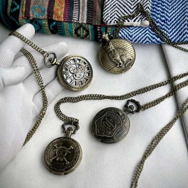 Vintage Premium Pocket Watch Keychain with Key Ring for Car & Bike Keys Gift for Men & Women Metal Pocket Watch Chain - Roman Numerals
