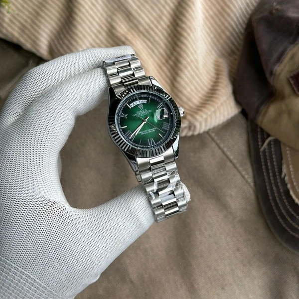 Analog High Quality Quartz Movement Watch Collection With High Quality Strap Best finishing Body & Case - STR1