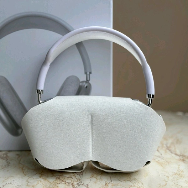 Air Max High Quality With Popup Window, Carrying Pouch, And High Sound Quality With Mic