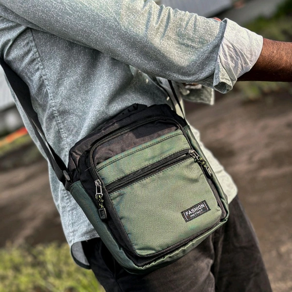 Ultra Sporty Messenger Sling Bag For Multipurpose Use | New Men's Leisure Crossbody Bag Multi functional Outdoor Shoulder Bag Waist Bag Fashion Small Body Bag Wearing Belt Hanging Bag - SRT2