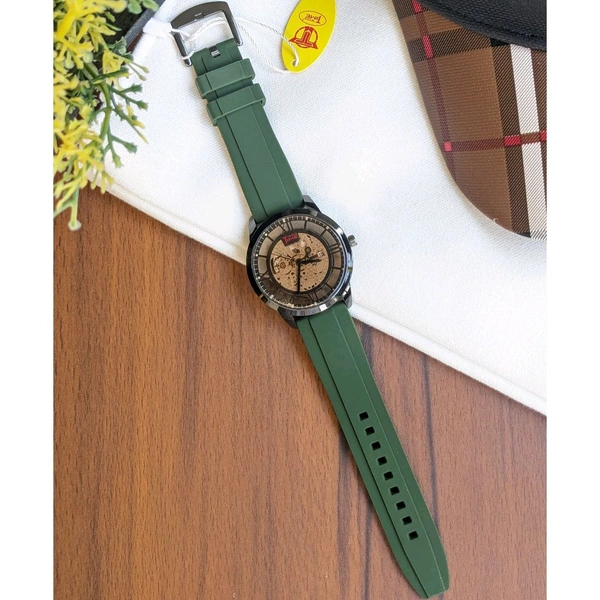 WooTime Analog Quartz Movement Collection With High Quality Strap Best Finishing Body & Case - Black