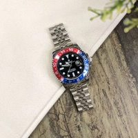 Analog High Quality Quartz Movement Watch Collection With High Quality Strap Best finishing Body & Case