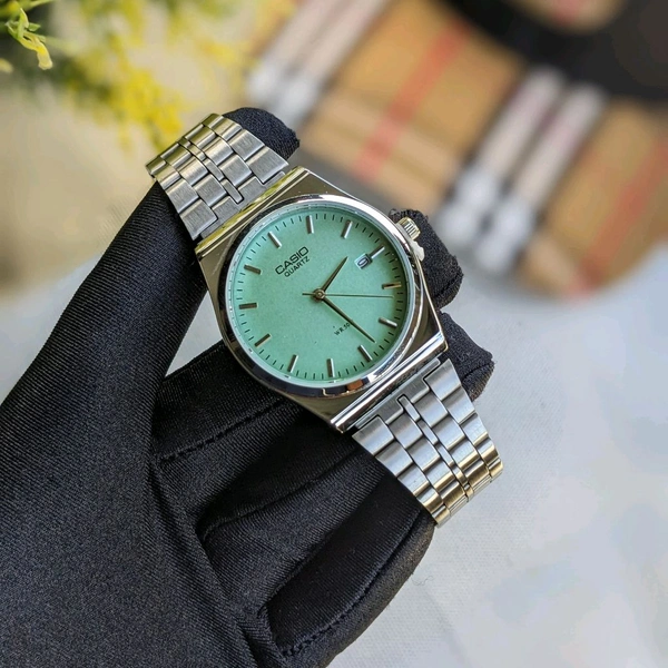 Analog High Quality Quartz Movement Watch Collection With High Quality Strap Best finishing Body & Case - SRG5