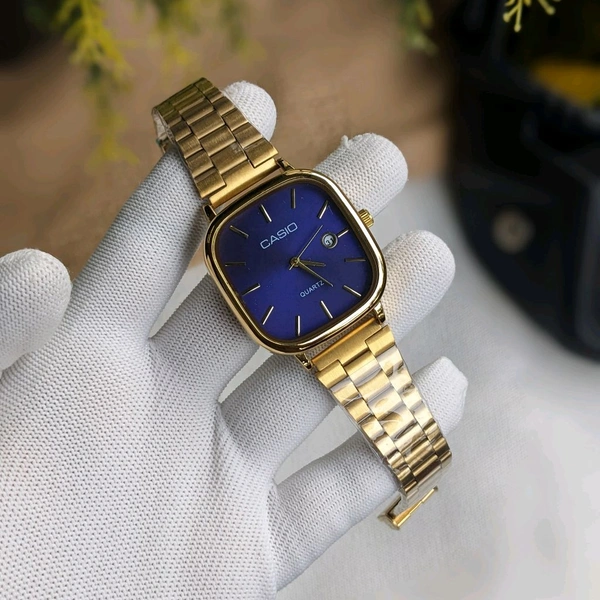 Analog High Quality Quartz Movement Watch Collection With High Quality Strap Best finishing Body & Case - Gold