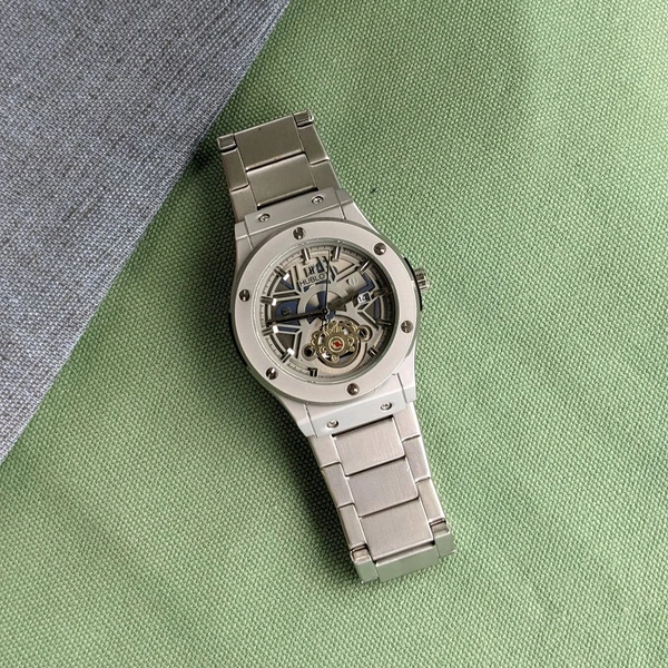 Analog High Quality Quartz Movement Watch Collection With High Quality Strap Best finishing Body & Case - SRH3