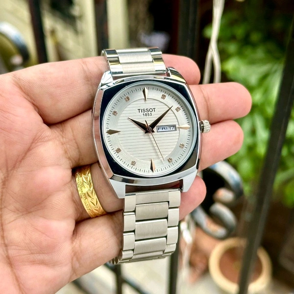 Analog T-Classic Gentleman Battery Operation Sweep Movement High End Machinery For Men