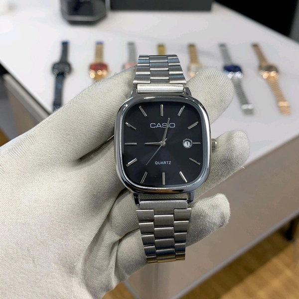 Analog Quartz Classic Silver and Blue Watch For Men & Women | High Quality Strap Best finishing Body & Case - SRH2