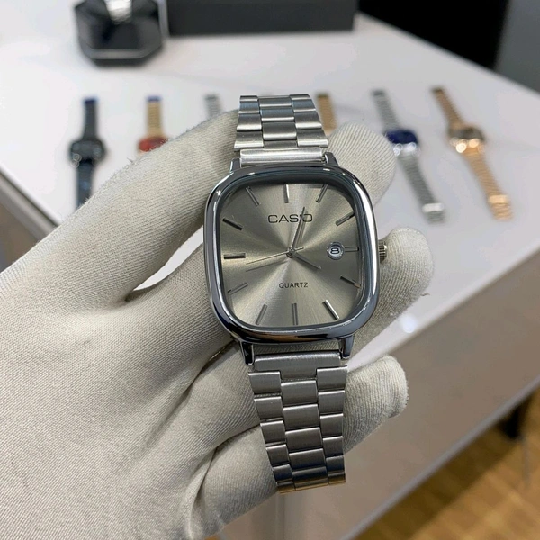 Analog Quartz Classic Silver and Blue Watch For Men & Women | High Quality Strap Best finishing Body & Case - SRH5