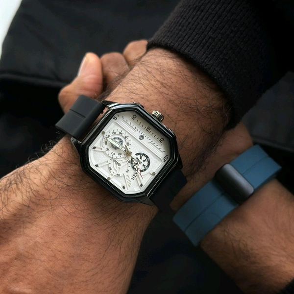 Hery1 Analog Quartz Movement Collection With High Quality Strap Best Finishing Body & Case - SRH1