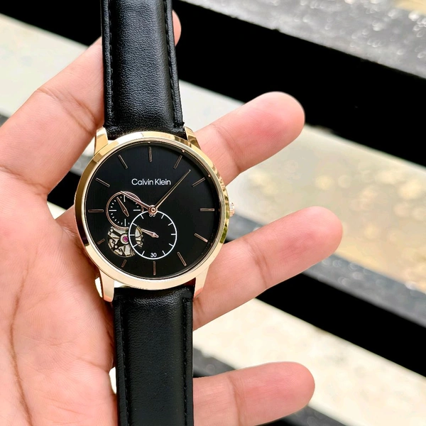 Analog Multifunctional Reliable And Durable Quartz Chronograph Machinery For Men