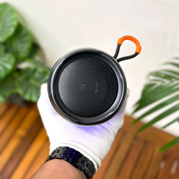 Portable Bluetooth Speaker Dynamic Thunder Sound With Rgb Light 10W Bluetooth Speaker Multicolor, Stereo Channel