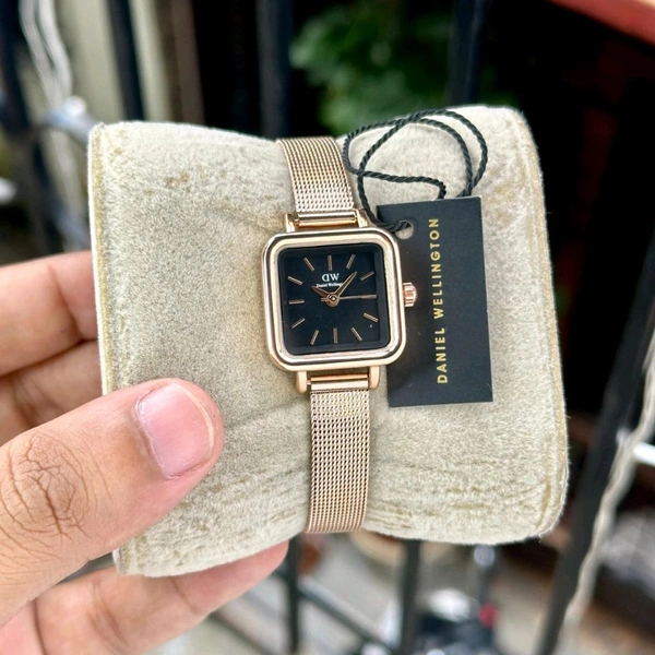 Analog Quadro High Quality Quartz Movement Watch - SRD3