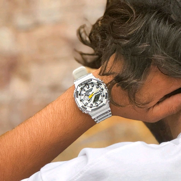 Analog And Digital Manga Edition Classic Top Quality Watch | Day Chronograph, AutoLight, World Time with Automatic Reset - SRG1