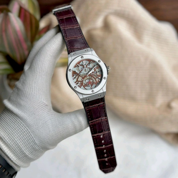 Most Demanded Budget Analog Quartz Movement Watch With High Quality Strap Best finishing Body & Case - SRH5
