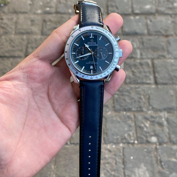 Analog Speedmaster High Quality Quartz Movement Watch With High Quality Strap Best finishing Body & Case - Black
