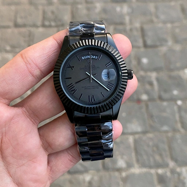 Analog Day Date High Quality Quartz Movement Collection With High Quality Strap Best finishing Body & Case - SRL1