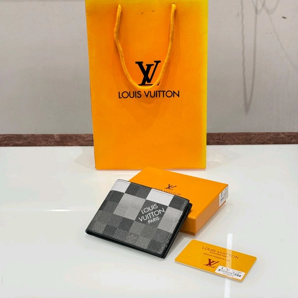 New Top Notch Quality Wallet With Brand Box, Card - With Carry Bag