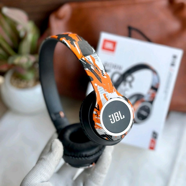 New Limited Edition High Quality Bluetooth Wireless Headphones With 5-6 Hours Playback Time - SRH1