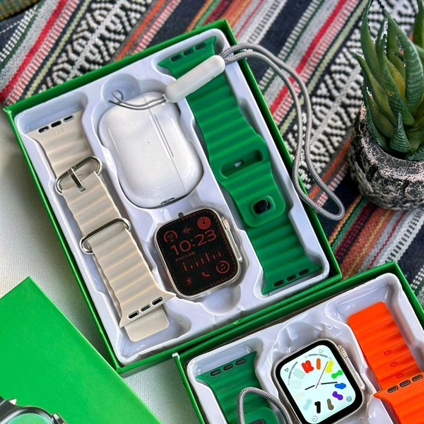 Most Awaited Gift Box Box | Series 8 Ultra 45 MM With 2 Straps And Wireless Earbud - SRB3