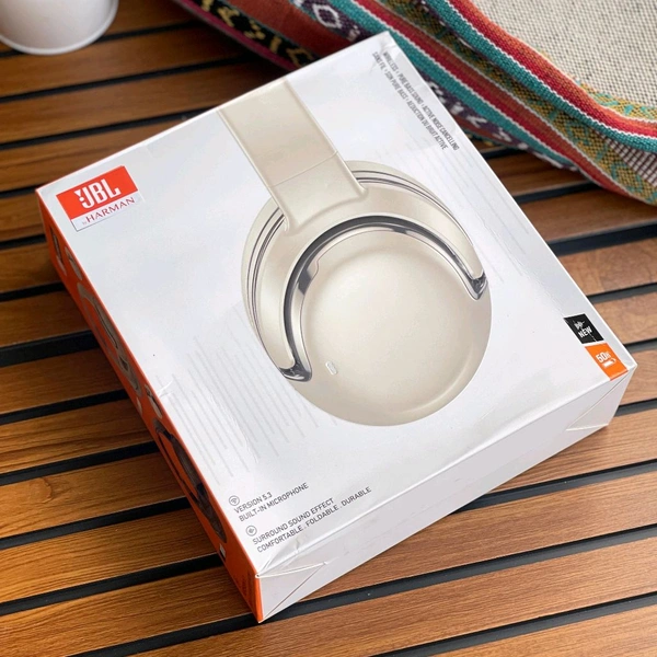 First Time In India | Bluetooth On Ear Headphones with Mic with 6 Hours Battery Backup, Original Box Packaging 