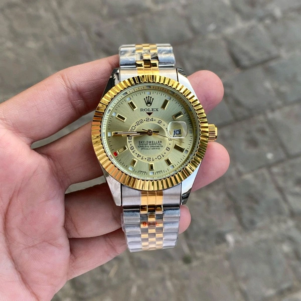 Analog Day Date High Quality Quartz Movement Collection With High Quality Strap Best finishing Body & Case - SRR2