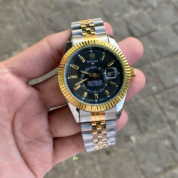 Analog Day Date High Quality Quartz Movement Collection With High Quality Strap Best finishing Body & Case - SRR3