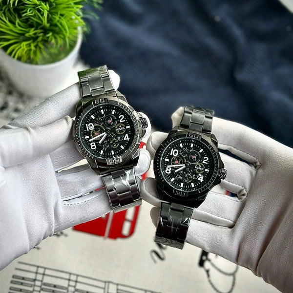Analog Unique Quartz Movement Collection With High Quality Strap Best finishing Body & Case
 - SRF1