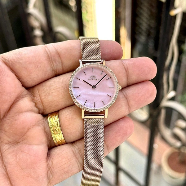 Analog Petite Lumine Bezel Durable Quartz Movement Watch 