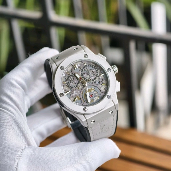 Analog High Quality Quartz Movement Collection With High Quality Strap Best finishing Body & Case - SRH3