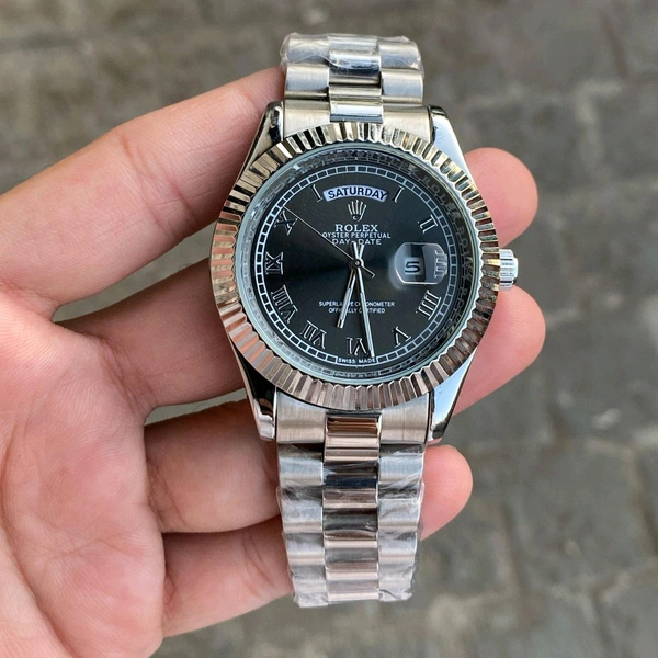 Analog Day Date High Quality Quartz Movement Collection With High Quality Strap Best finishing Body & Case - SRR2