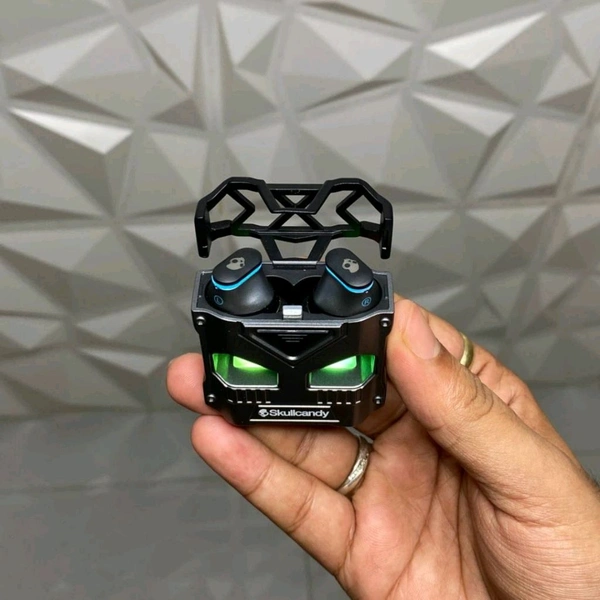 Z27 High Quality Metal Body Tws With Premium Neck Chain, Best Gaming Wireless Buds  - Black