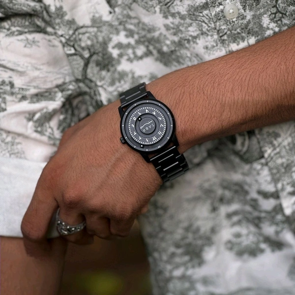 New Sabr Magnetic Magnetic Ball Unique Watch For Men | New Fashionable Business Mens Watch Creative Unique Rotating Magnetic Beads Black Classic Watch Exquisite Watch - Black