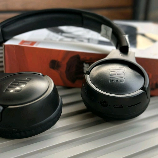 Wireless Wireless Headphones with Built-in Mic for Gaming, Music & Sports - Long Battery Life, Comfortable Fit, Call Function, Fashion Design - Black