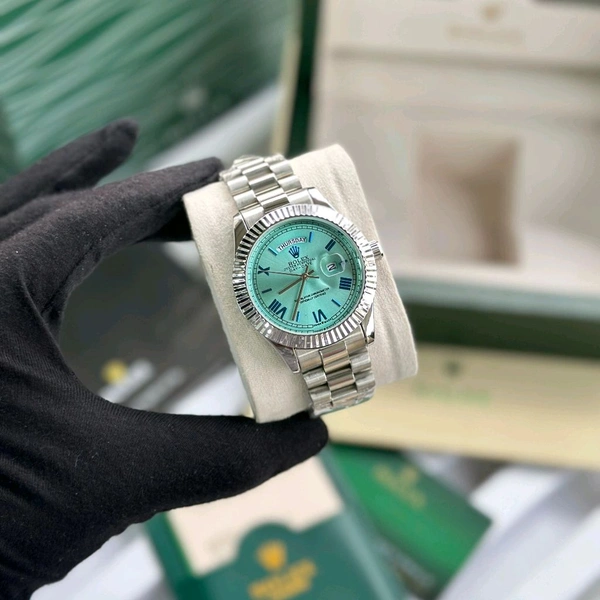 Analog Day Date High Quality Quartz Movement Collection With High Quality Strap Best finishing Body & Case - SRD1