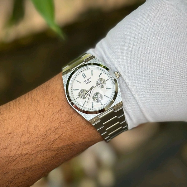 Most Demanded Analog Quartz Movement Watch With High Quality Strap Best finishing Body & Case - White