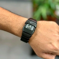 Futuristic Minimal Dial Watch | Unique Design - Black