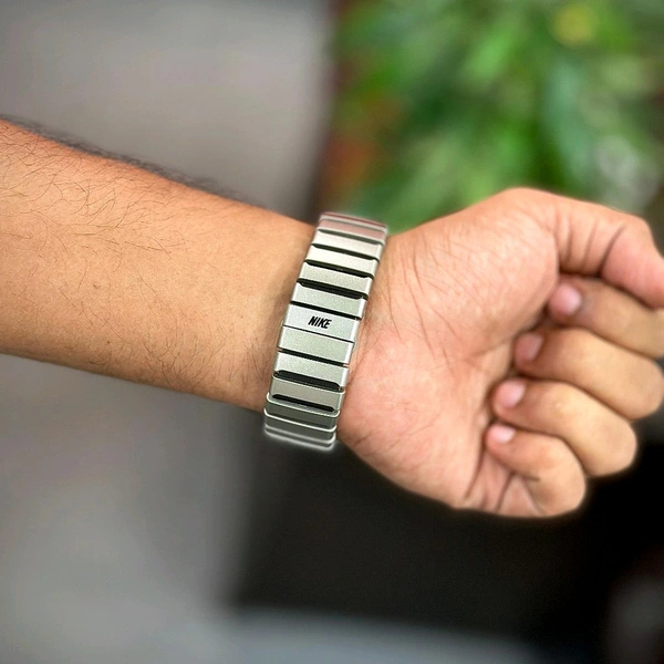 Futuristic Minimal Dial Watch | Unique Design - Silver