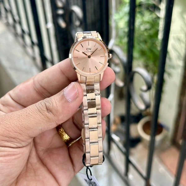Analog DW00100208 Original Heavy Quality Watch - SRV2